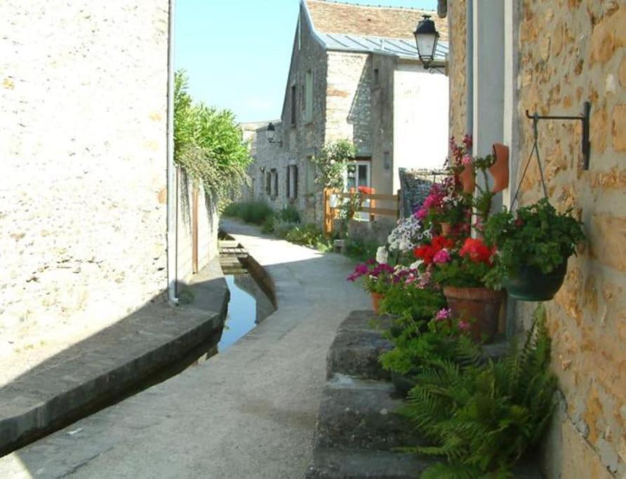 Maincy Petite Maison De Village מראה חיצוני תמונה